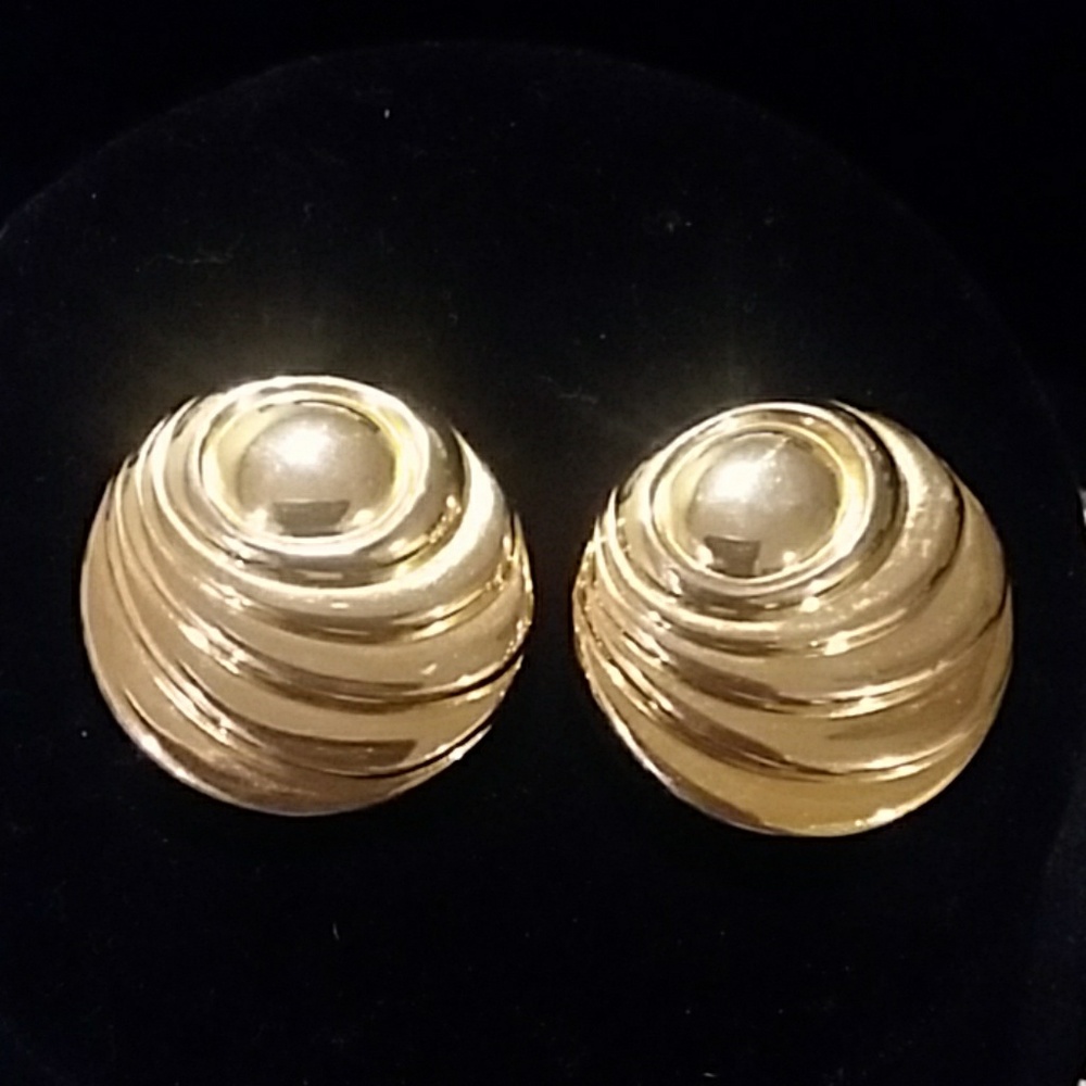 Bluette vintage goldtone shoe clips